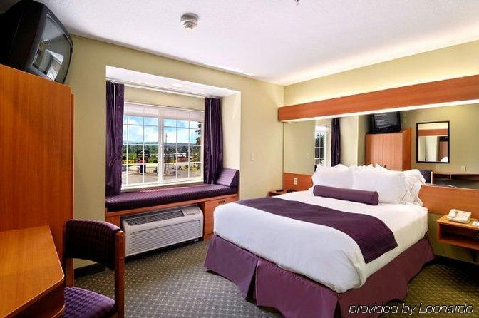 Stay Beyond Inn & Suites Elma Δωμάτιο φωτογραφία