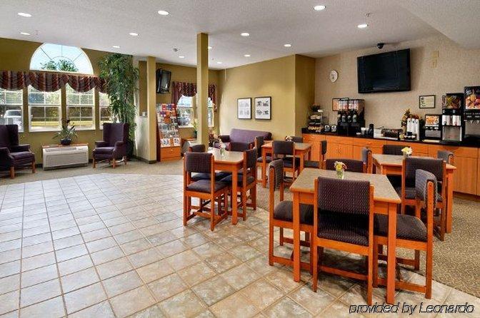 Stay Beyond Inn & Suites Elma Εξωτερικό φωτογραφία